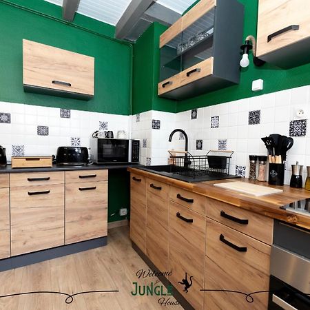 Maison "Jungle House" 90 M2 Billard, Retroprojecteur, Bar A Jeux , Vinyle, Wifi Fibre, Ideal Pro & Famille A Монбризон Экстерьер фото