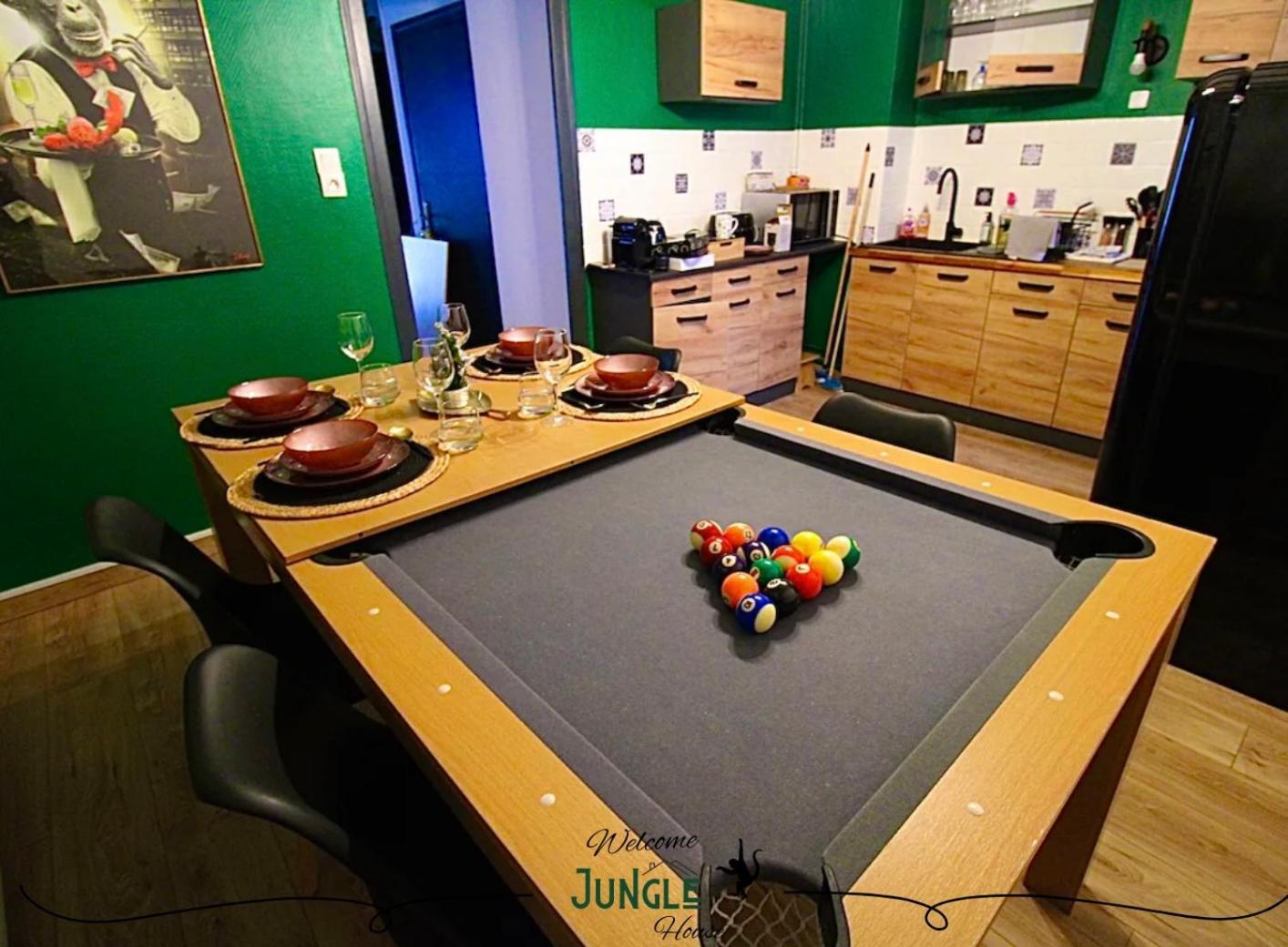 Maison "Jungle House" 90 M2 Billard, Retroprojecteur, Bar A Jeux , Vinyle, Wifi Fibre, Ideal Pro & Famille A Монбризон Экстерьер фото