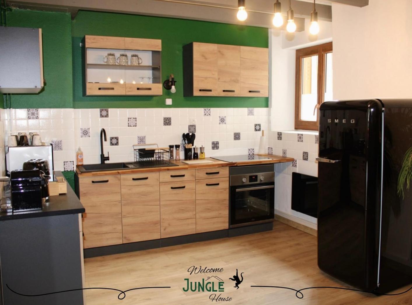 Maison "Jungle House" 90 M2 Billard, Retroprojecteur, Bar A Jeux , Vinyle, Wifi Fibre, Ideal Pro & Famille A Монбризон Экстерьер фото